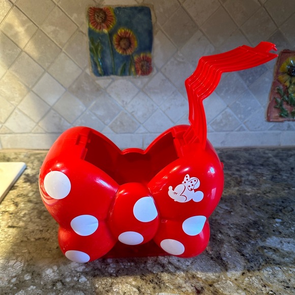 Minnie’s Bow Tokyo Disney Resort Popcorn Bucket - Picture 6 of 8